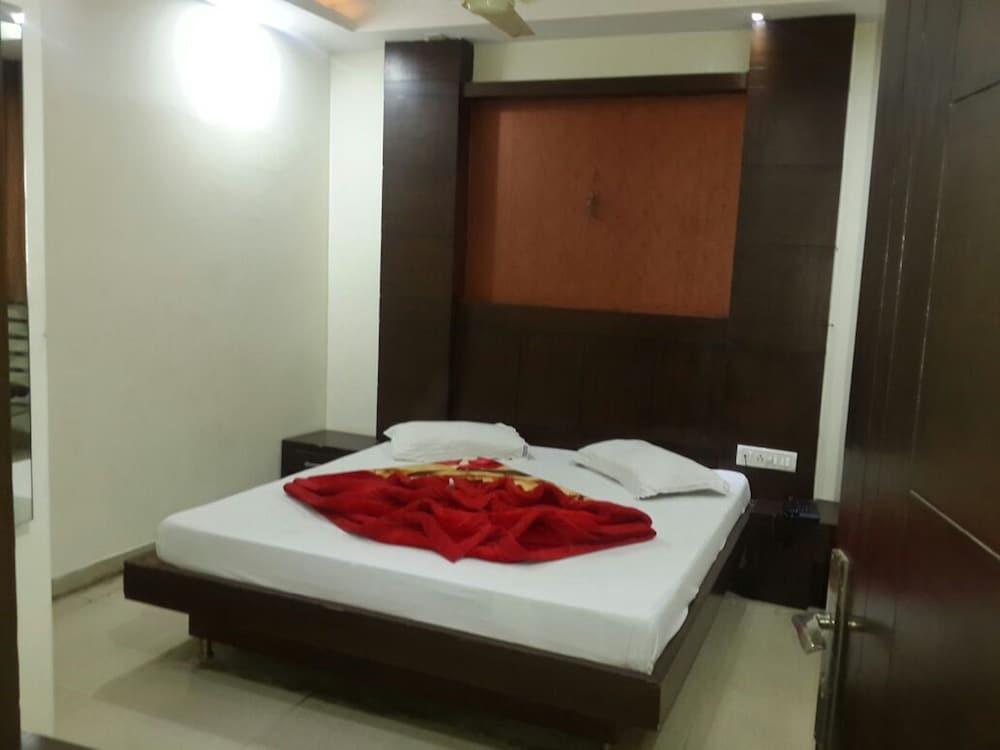 Hotel Klick International New Delhi Luaran gambar