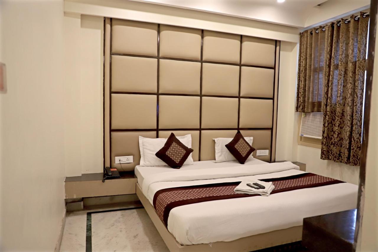 Hotel Klick International New Delhi Luaran gambar