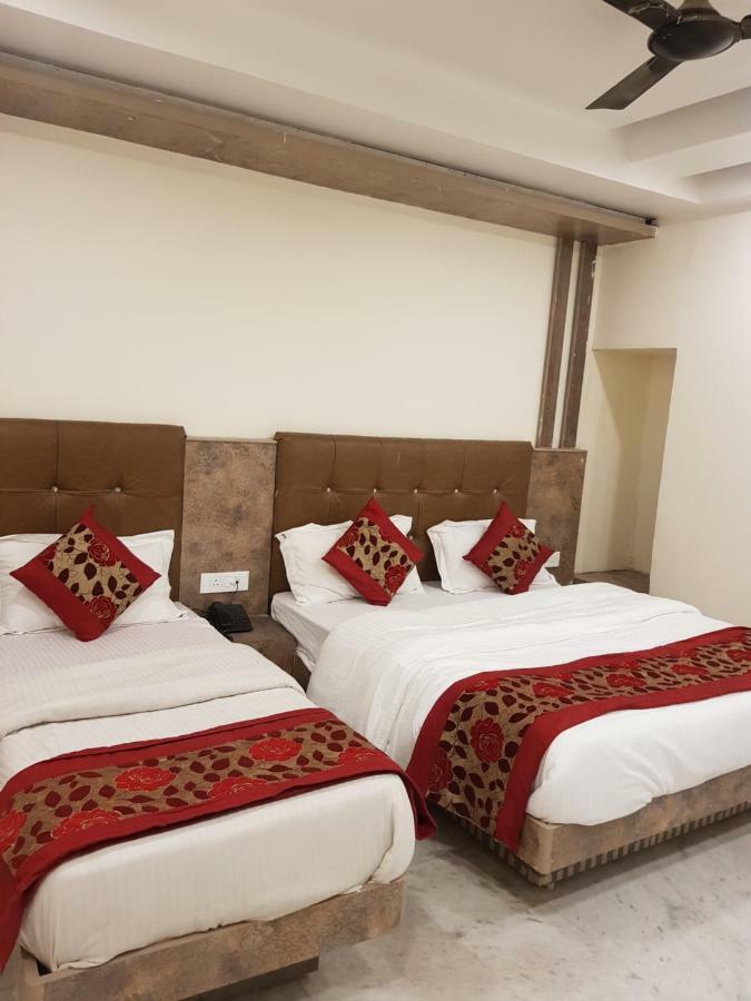 Hotel Klick International New Delhi Luaran gambar